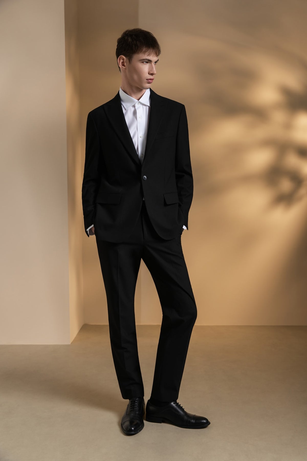 Multi-Way Stretch Anti-Bacterial Plain Weave Regular Fit Suit Blazer