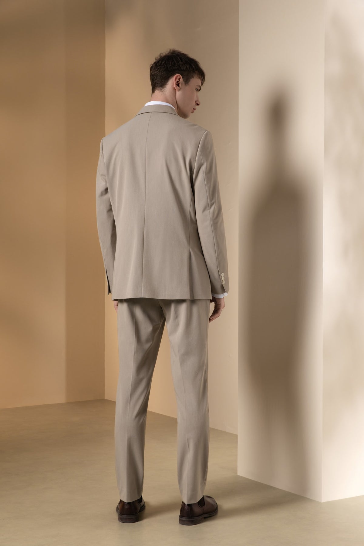 Anti-Bacterial Nylon Blend Twill Tailored Fit Suit Blazer