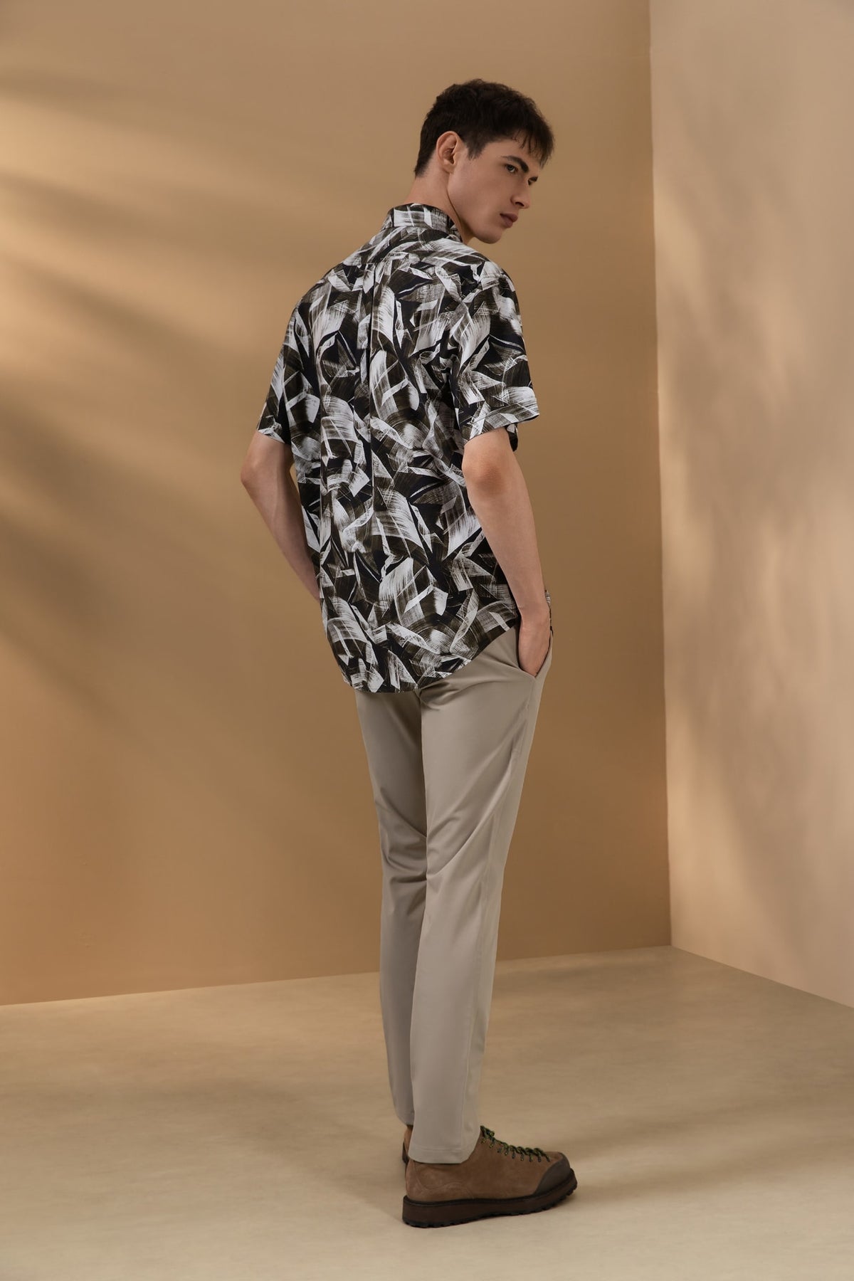 Non-Iron Pure Cotton Geometric Leaves Print Relax Fit Short Sleeve Casual Shirt