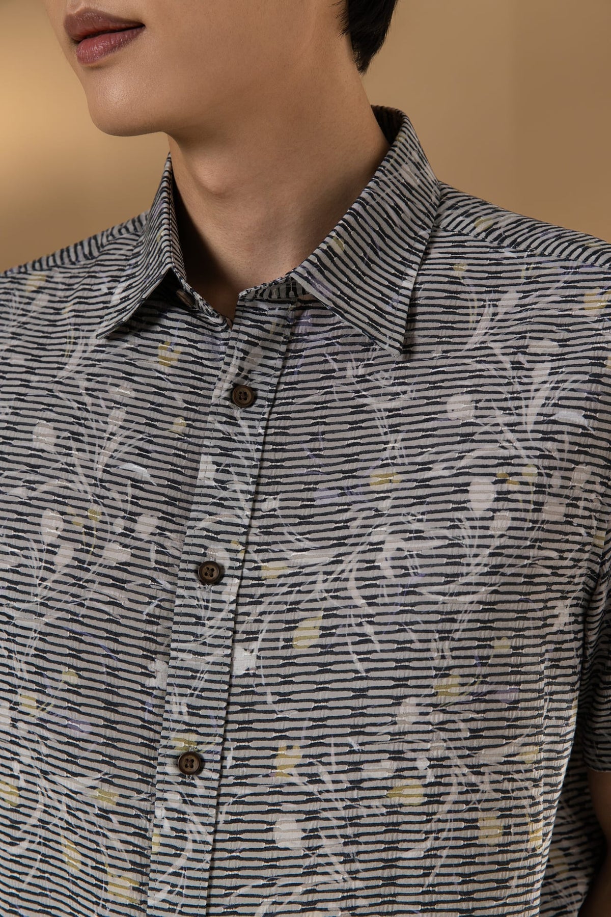 Chenille Stripe Texture Comfort Fit Short Sleeve Casual Shirt
