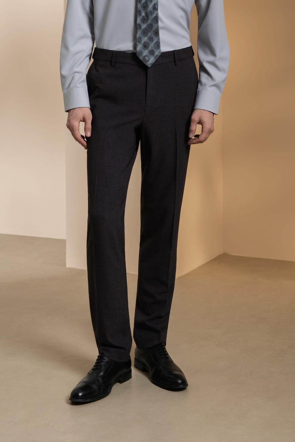 Anti-Bacterial Nylon Blend Texture Slim Fit Suit Pants