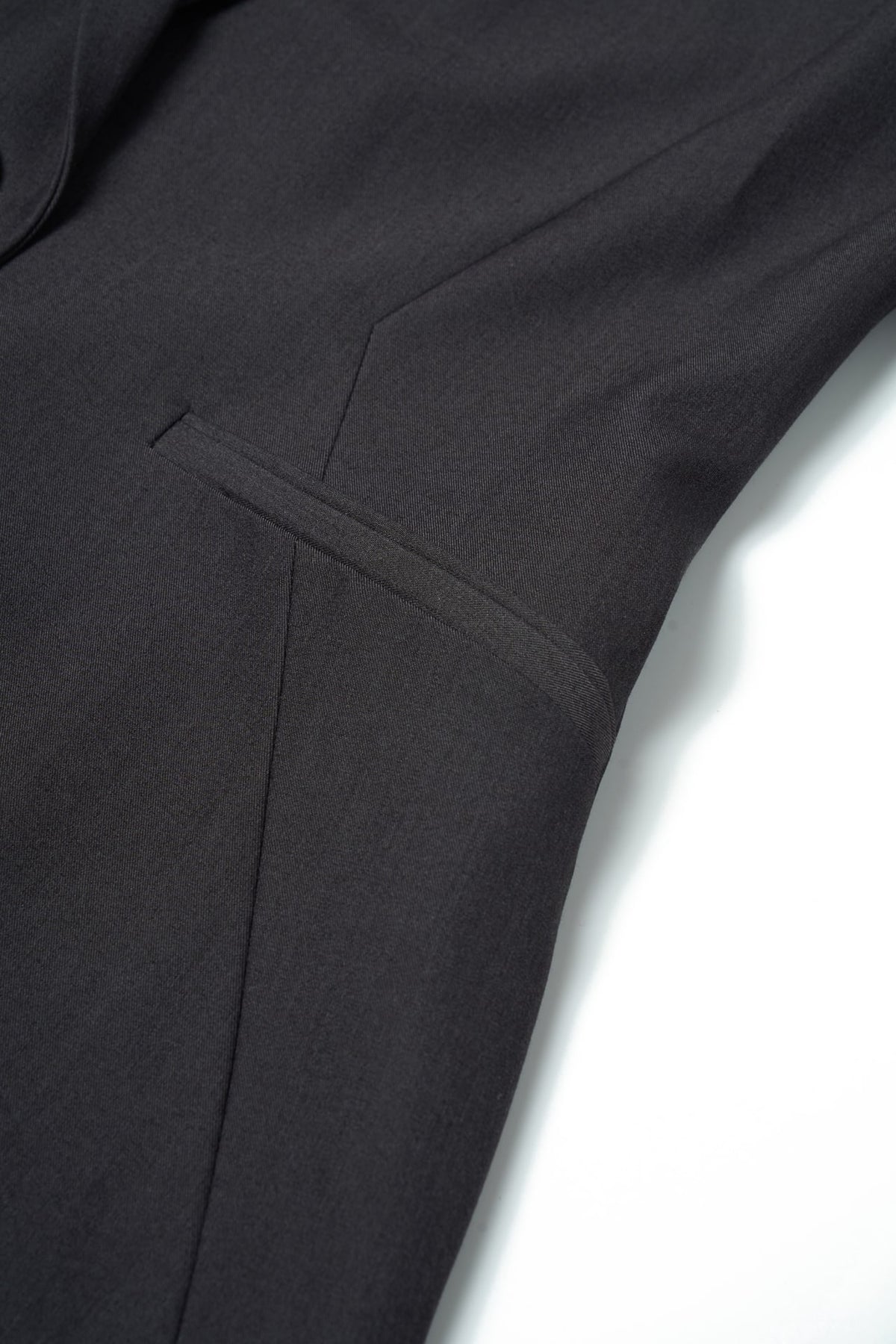 Poly Rayon Twill Easy Fit Suit Blazer with Detachable Brooch