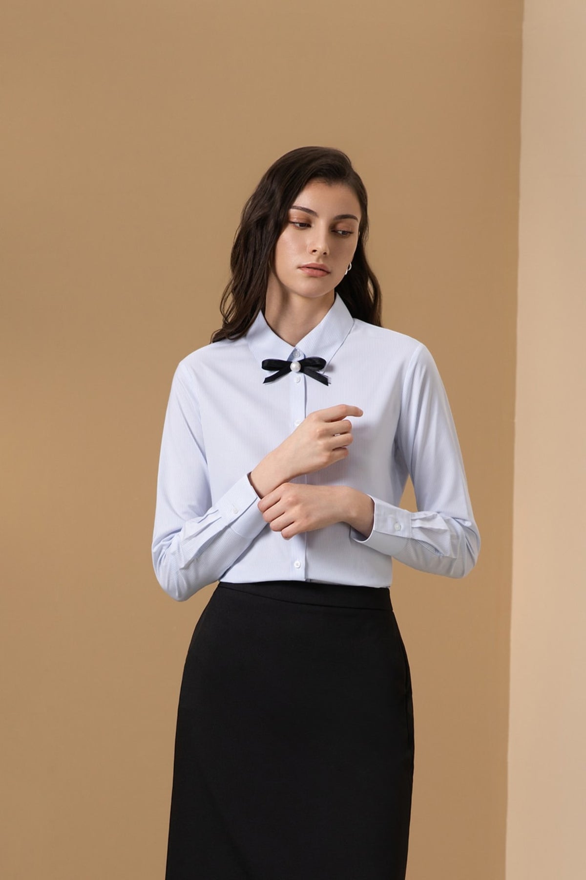 Easy Ironing Quick Dry Wicking Twill Stripe Slim Fit Long Sleeve Shirt with Detachable Bow Tie