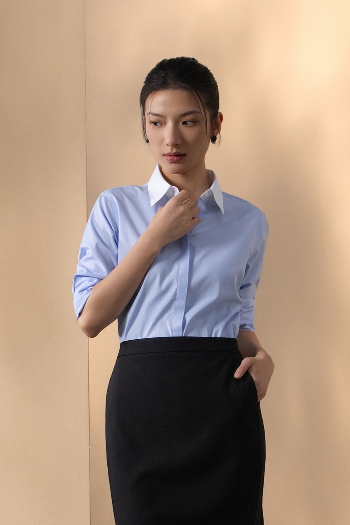 Non-Iron Stretch Oxford Stripe Slim Fit Long Sleeve Shirt with Detachable Button Clip