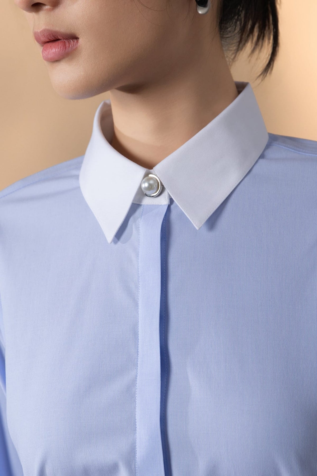 Non-Iron Stretch Oxford Stripe Slim Fit Long Sleeve Shirt with Detachable Button Clip