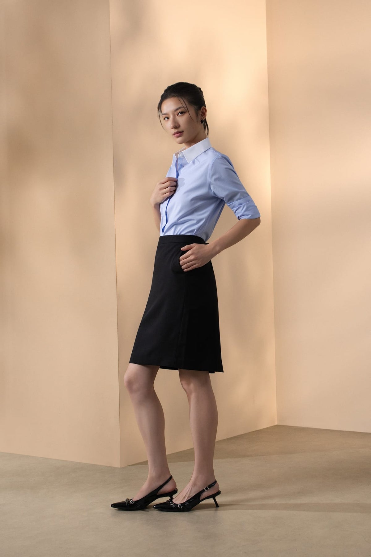 Non-Iron Stretch Oxford Stripe Slim Fit Long Sleeve Shirt with Detachable Button Clip