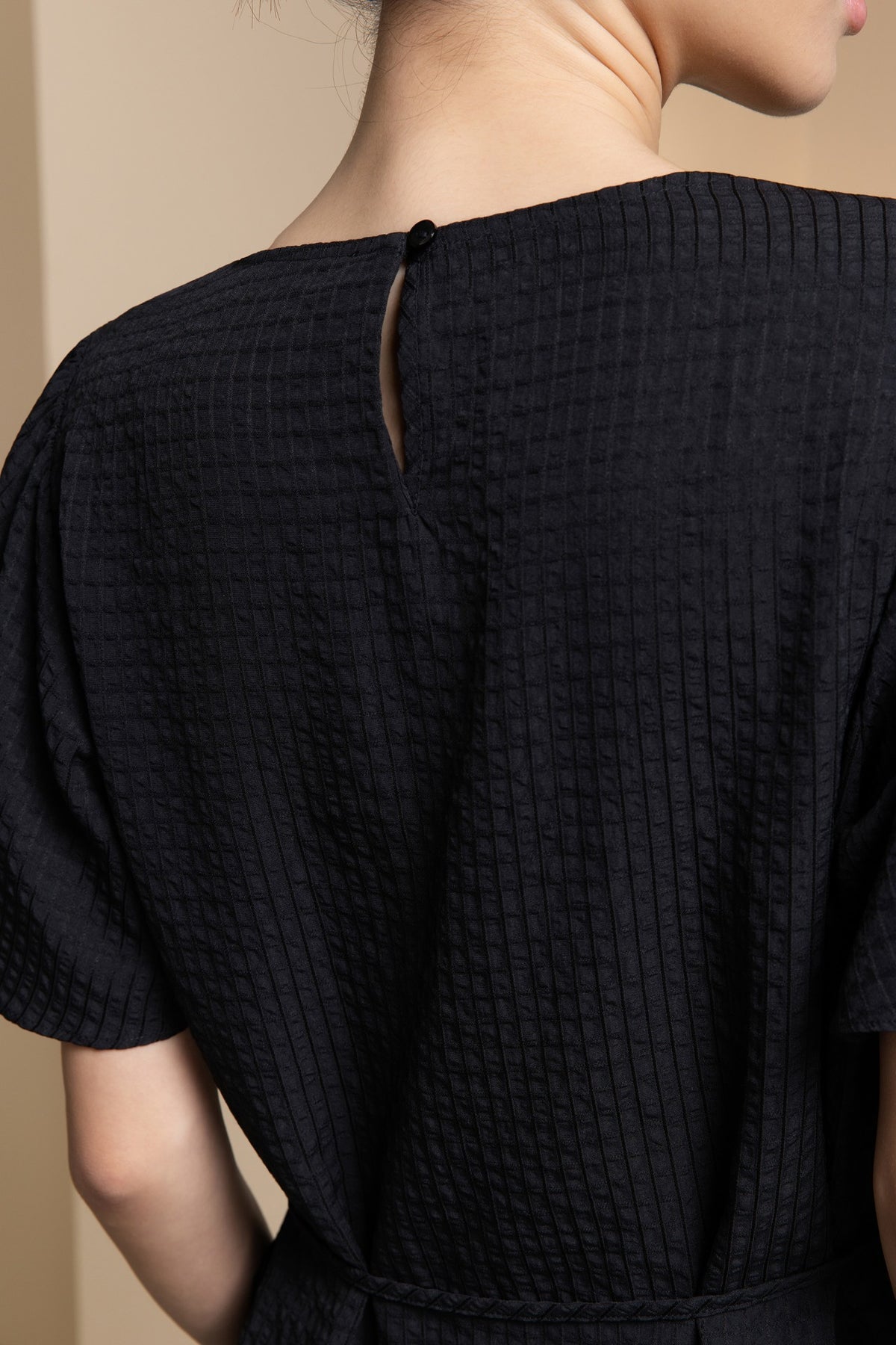 Poly Blend Seersucker Check Relax Fit Round Neck Short Sleeve Blouse with Self-Fabric Thin Belt