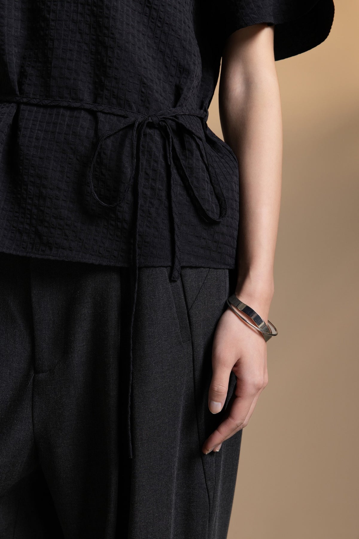 Poly Blend Seersucker Check Relax Fit Round Neck Short Sleeve Blouse with Self-Fabric Thin Belt