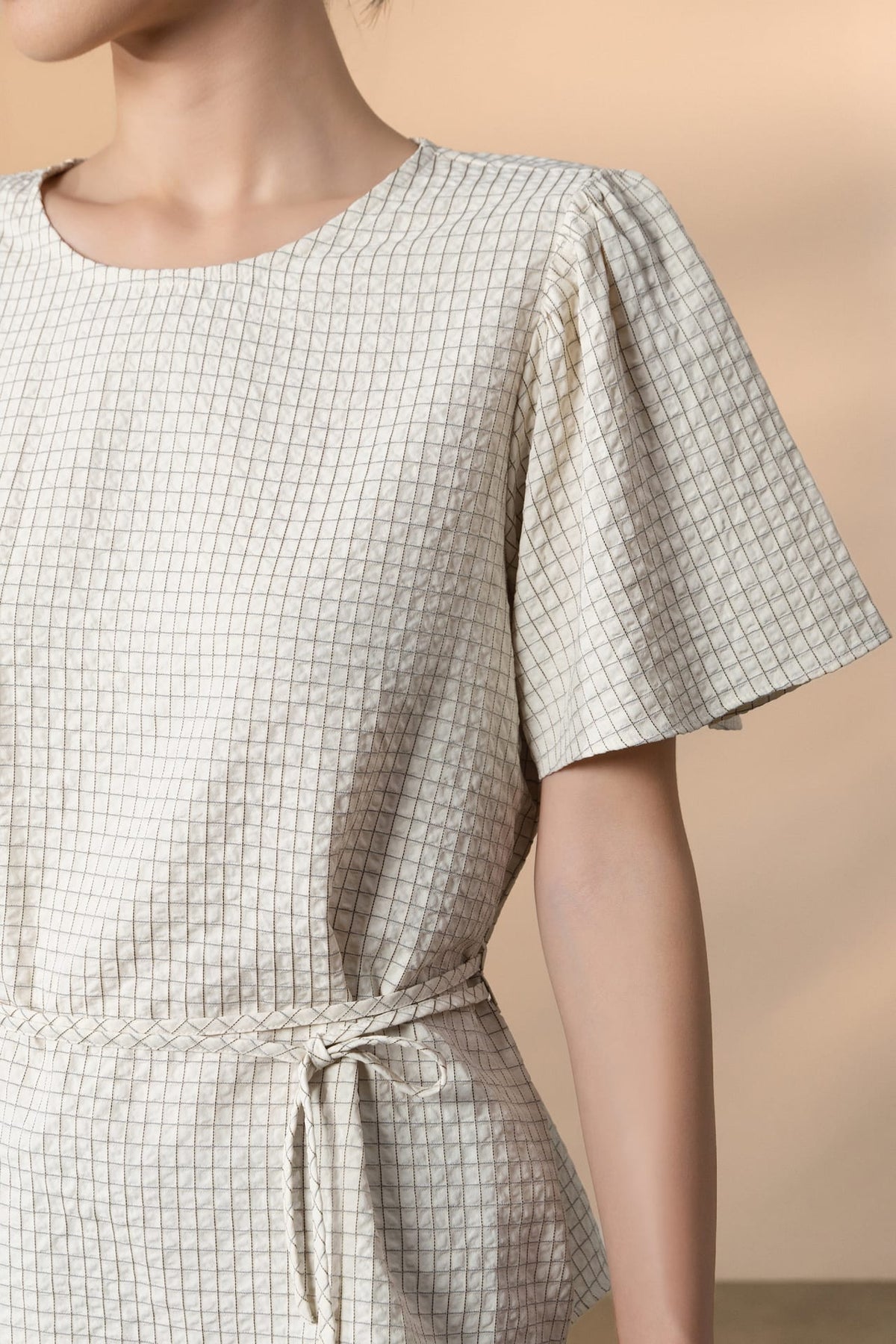 Poly Rayon Seersucker Check Relax Fit Round Neck Short Sleeve Blouse