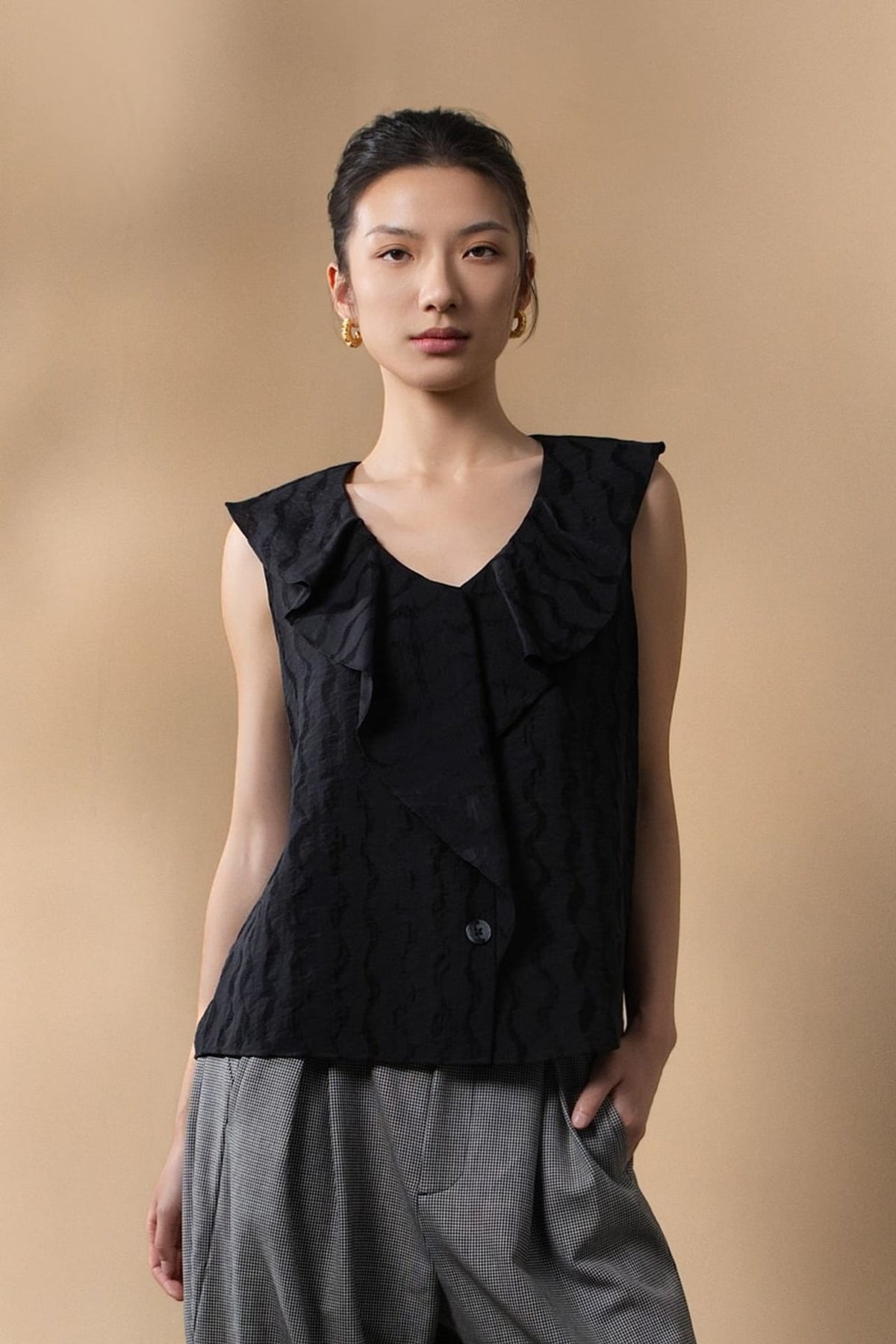 Lyocell Blend Jacquard Regular Fit Ruffle Collar Short Sleeve Blouse
