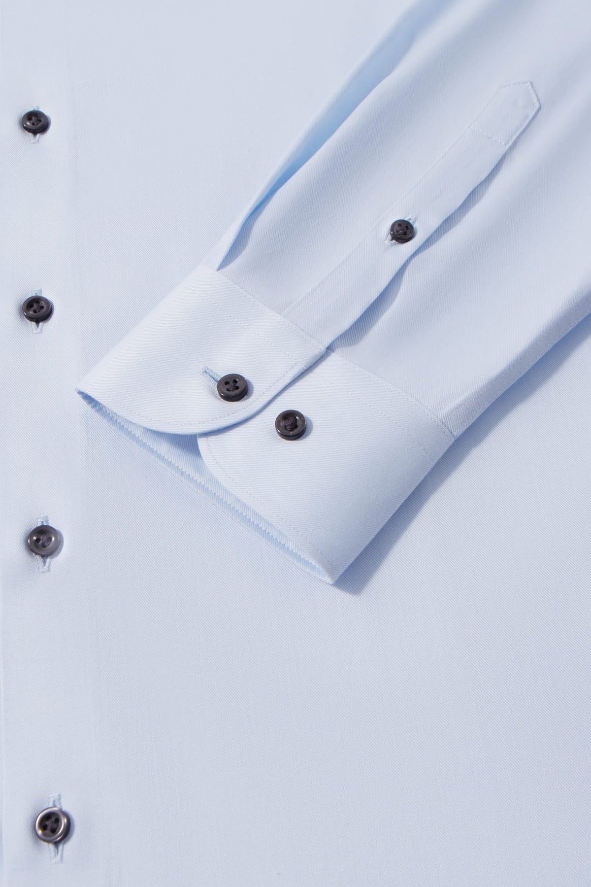 Non-Iron Temperature Regulating Fine Twill Smart Fit Long Sleeve Shirt