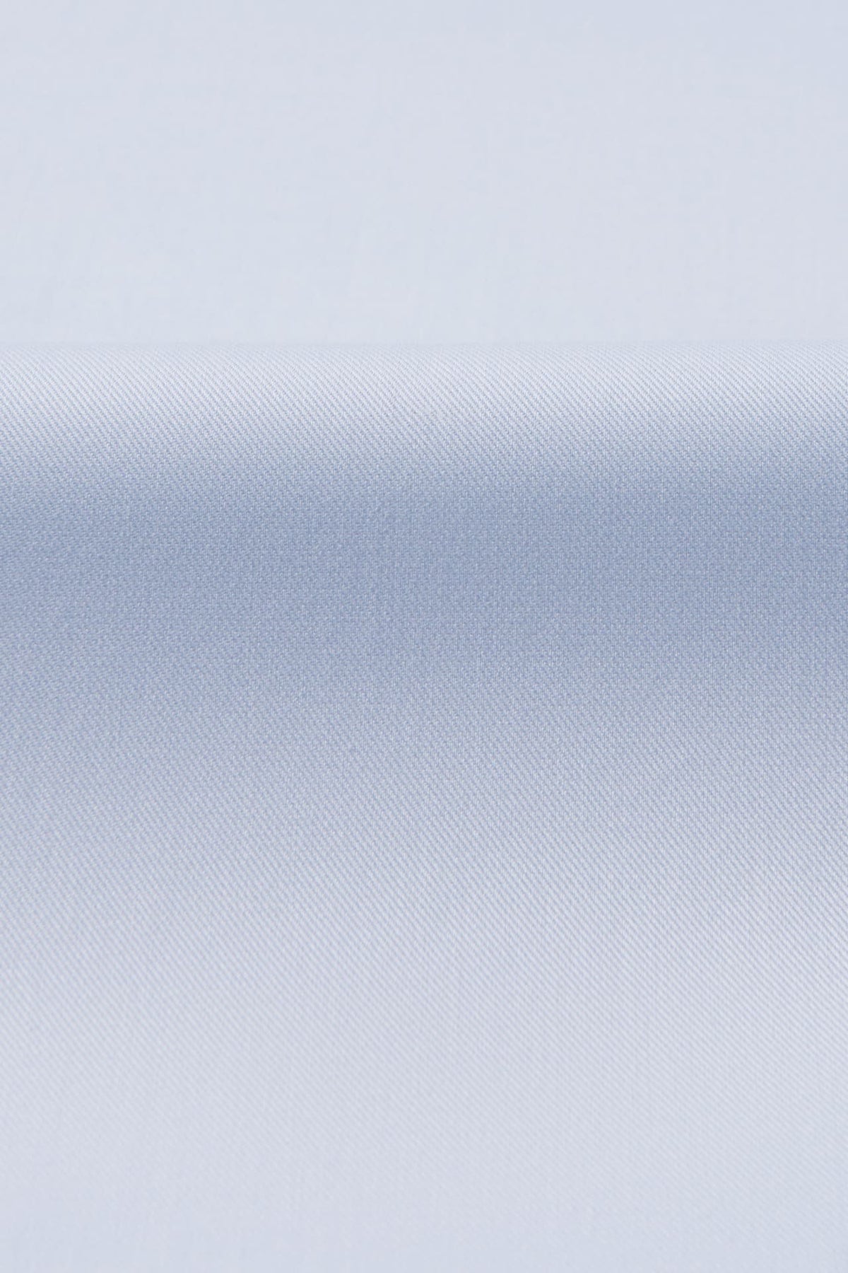 Non-Iron Temperature Regulating Fine Twill Smart Fit Long Sleeve Shirt