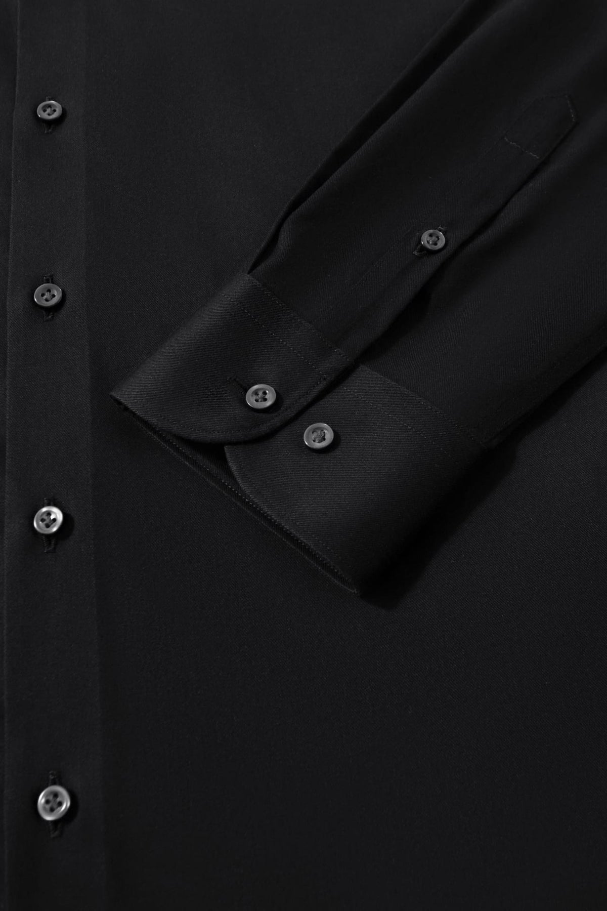 Non-Iron Temperature Regulating Fine Twill Smart Fit Long Sleeve Shirt
