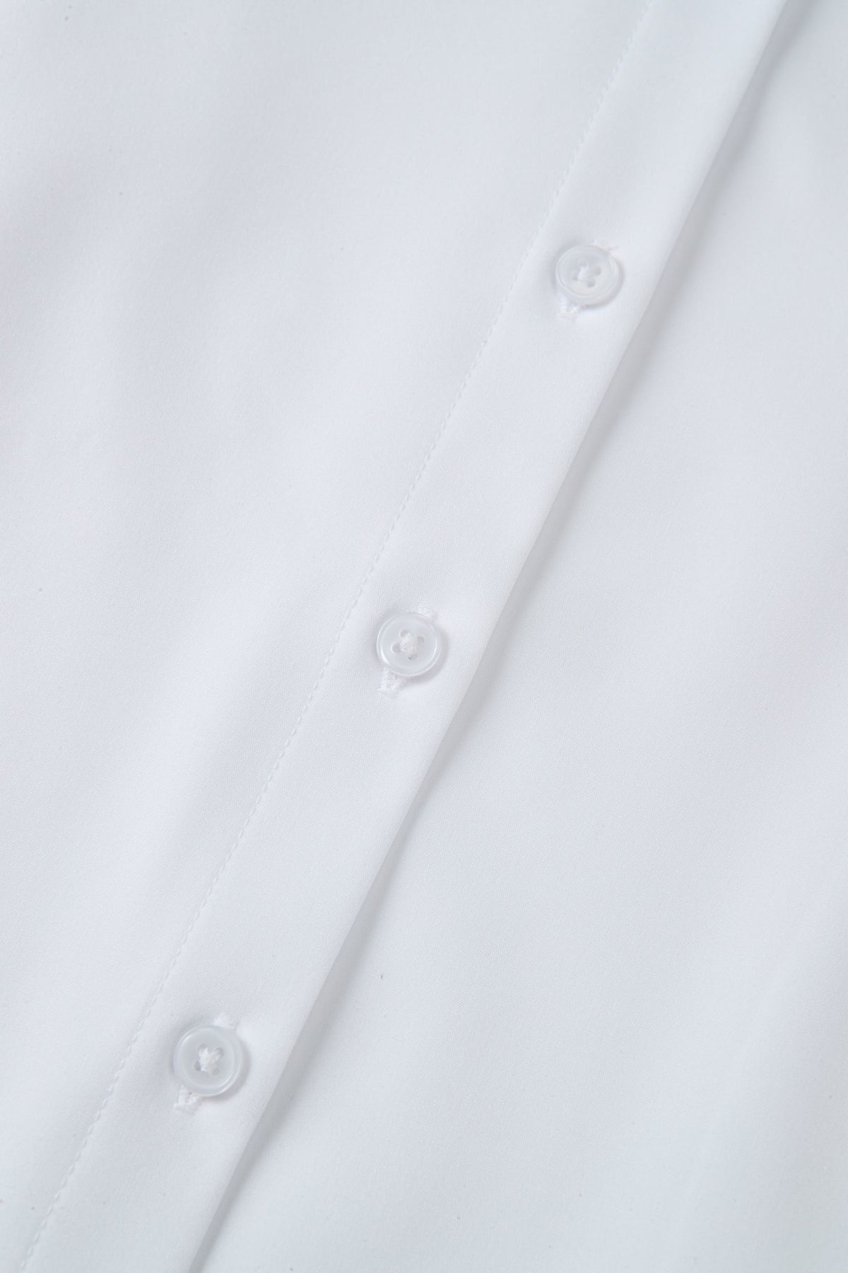 Non-Iron Dry Stretch Poplin Slim Fit Long Sleeve Shirt with Detachable Bow Tie